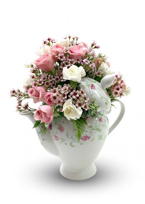 mothers-day-teapot-flower-arrangment-2